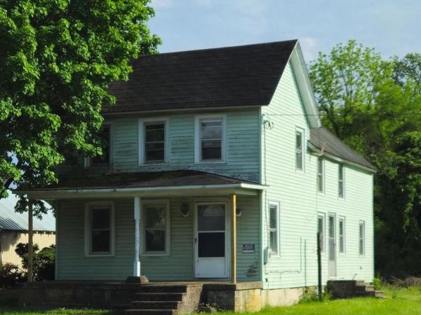 2 SOUTHERN BOULEVARD, WYOMING, DE 19934