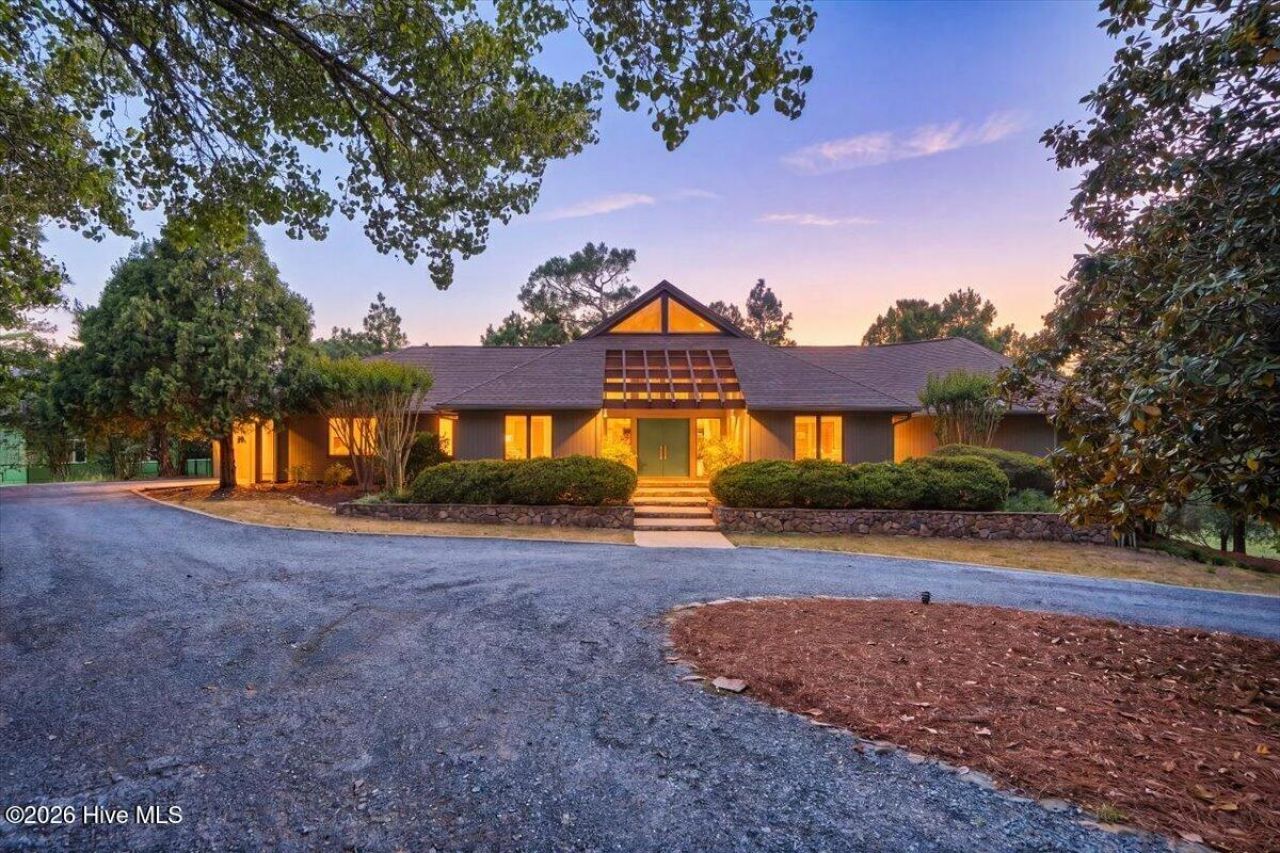 18 Lochdon Court, Pinehurst, NC 28374 Main Photo