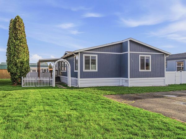 2201 N Craig Rd, Spokane, WA 99224
