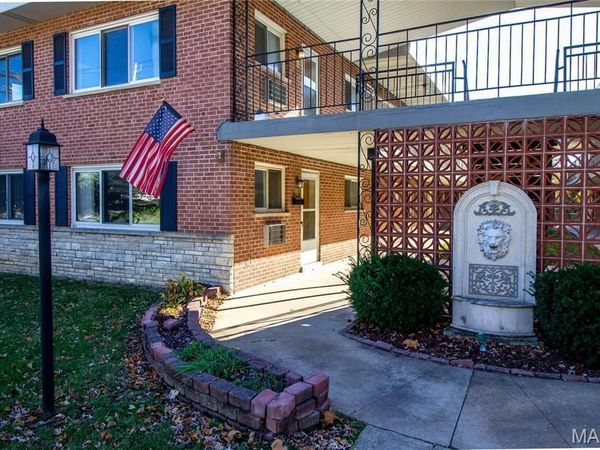 2758 Walton Road , St Louis, MO 63114