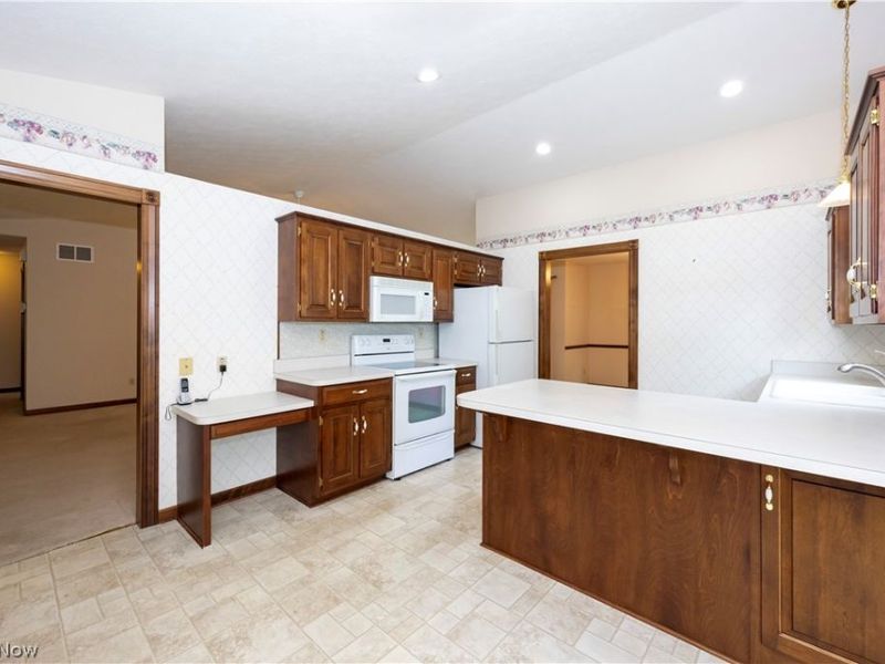 738 Danberry Drive, Wooster, OH 44691 Photo 4