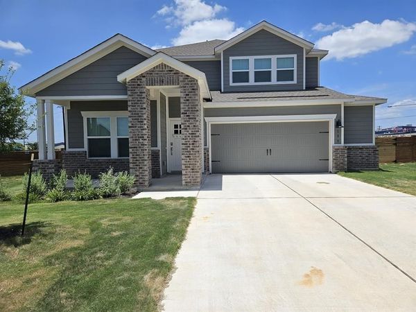 109 Patagonia, Kyle, TX 78640