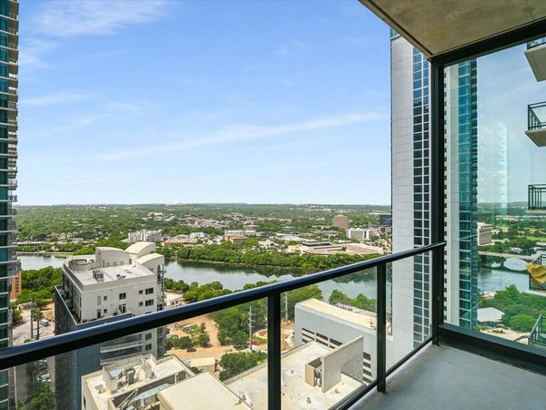 610 Davis ST, Unit 2705, Austin, TX 78701
