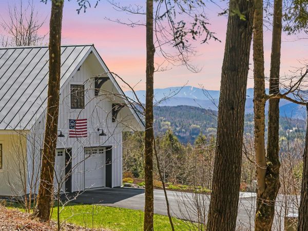 290 Wood Farm Road, Waterbury, VT 05677