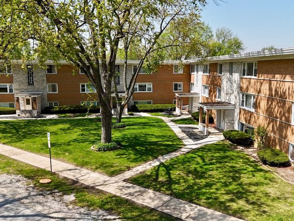 6910 W 109th Street , Unit 1B, Worth, IL 60482