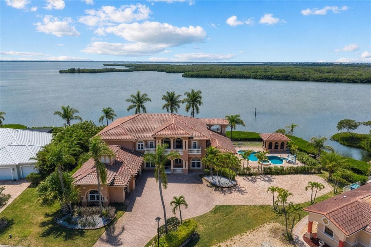 7 Cove View Court, Cocoa Beach, FL 32931 Photo