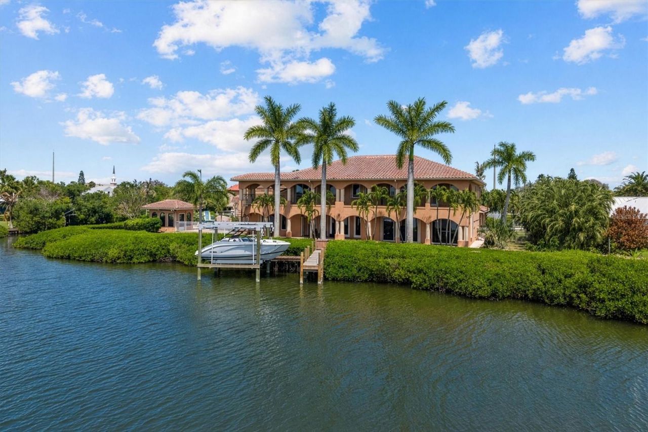 7 Cove View Court, Cocoa Beach, FL 32931 Photo