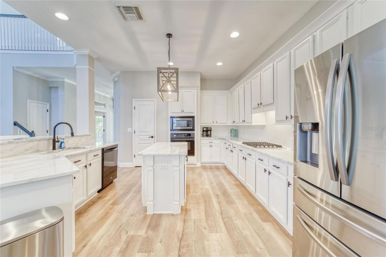 5225 Brighton Shore Drive, Apollo Beach, FL 33572 Photo