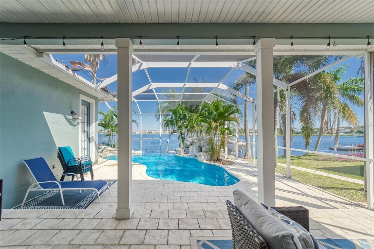 5225 Brighton Shore Drive, Apollo Beach, FL 33572 Photo