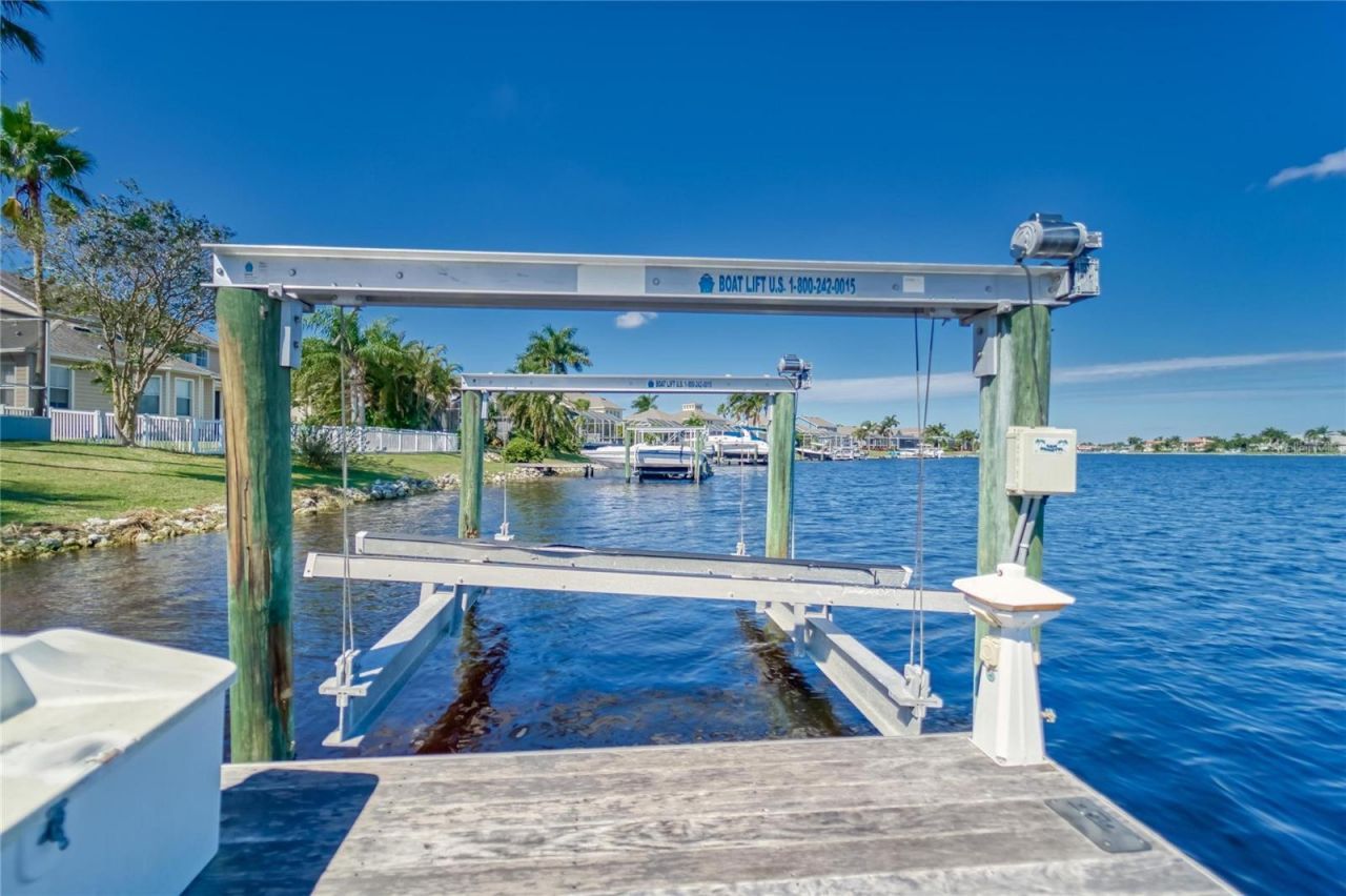5225 Brighton Shore Drive, Apollo Beach, FL 33572 Photo