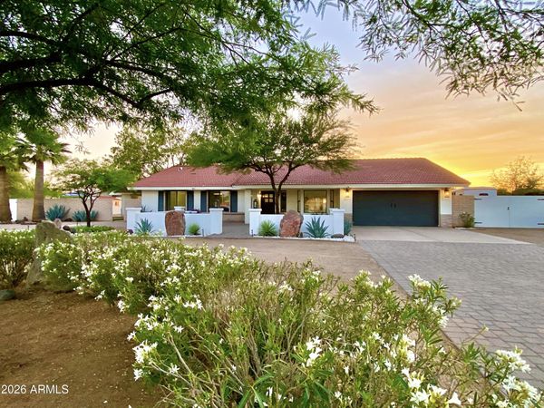 15602 N 37TH Street, Phoenix, AZ 85032
