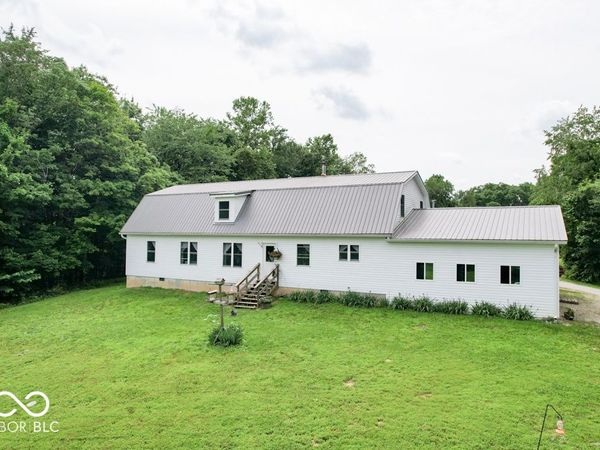 6430 E Private Rd 800 N, North Vernon, IN 47265