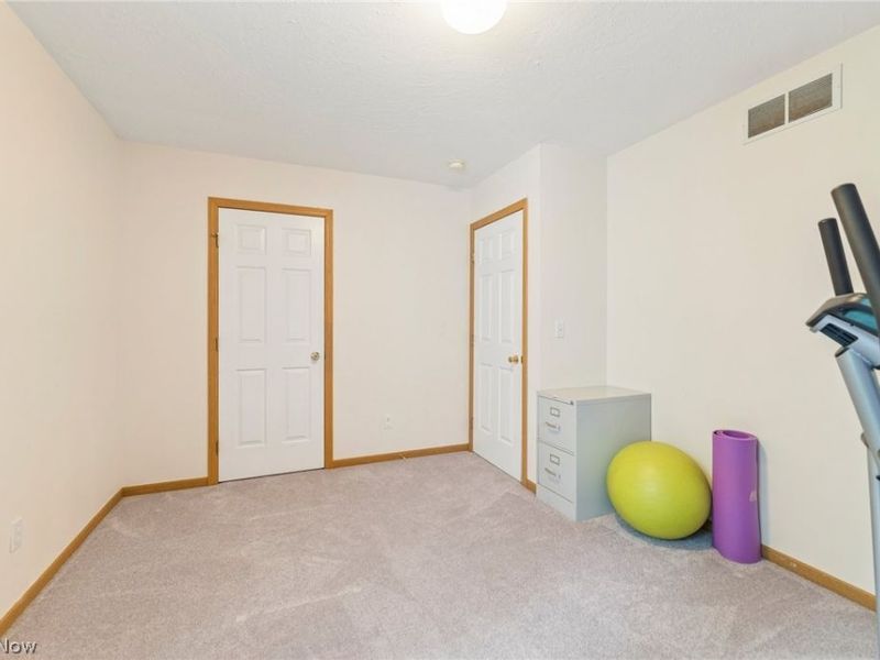 23208 Bennington Hamlet Circle, Euclid, OH 44123 Photo 21