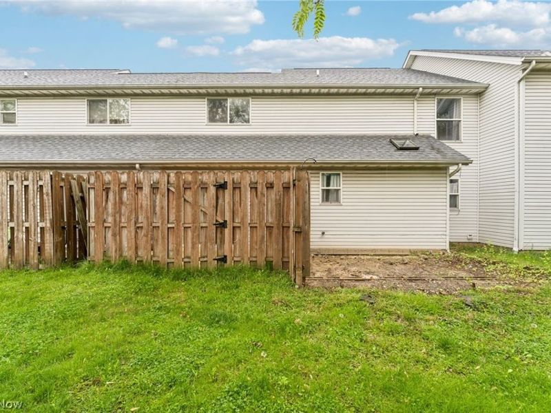 23208 Bennington Hamlet Circle, Euclid, OH 44123 Photo 26