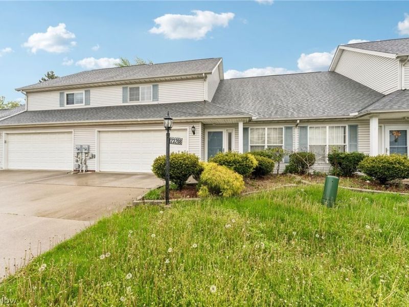 23208 Bennington Hamlet Circle, Euclid, OH 44123 Photo 27