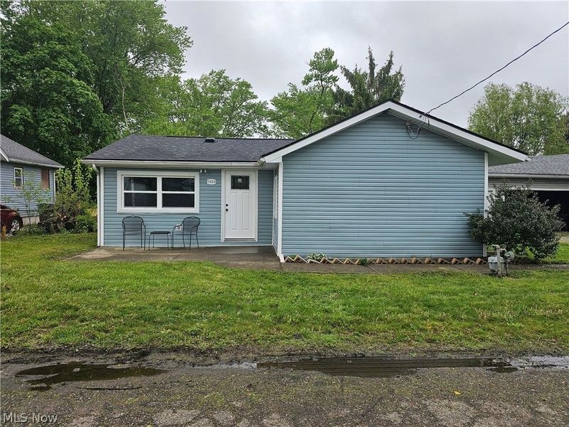 1424 4th Street, Lakemore, OH 44250 Photo 1