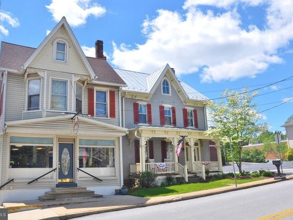 12 W MAIN STREET , NEW FREEDOM, PA 17349