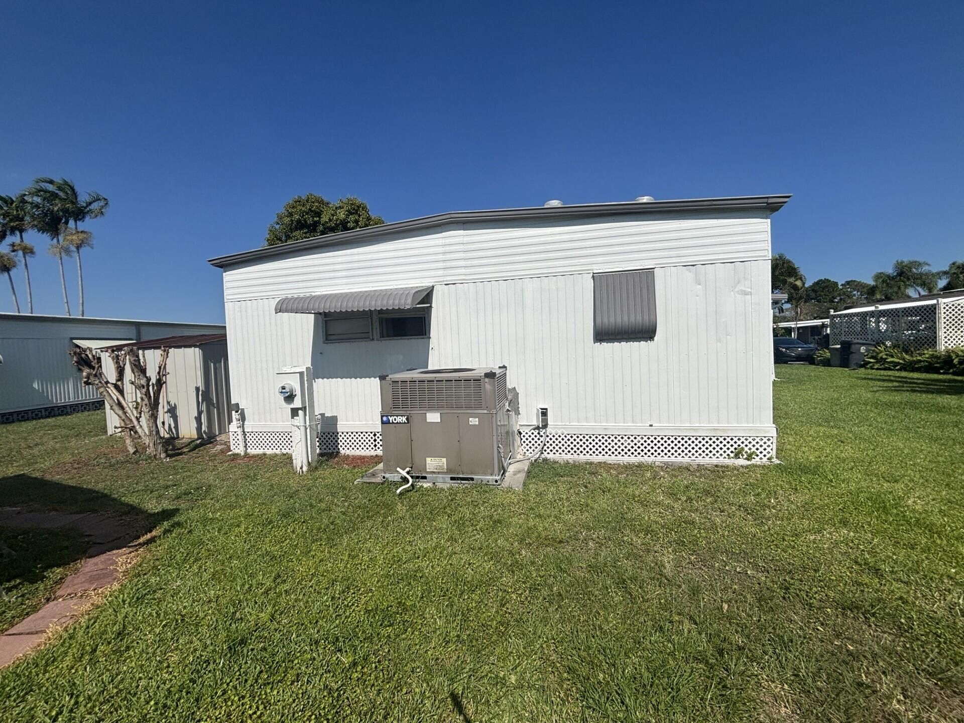6445 Cypress Lane, Atlantis, FL 33462 Photo