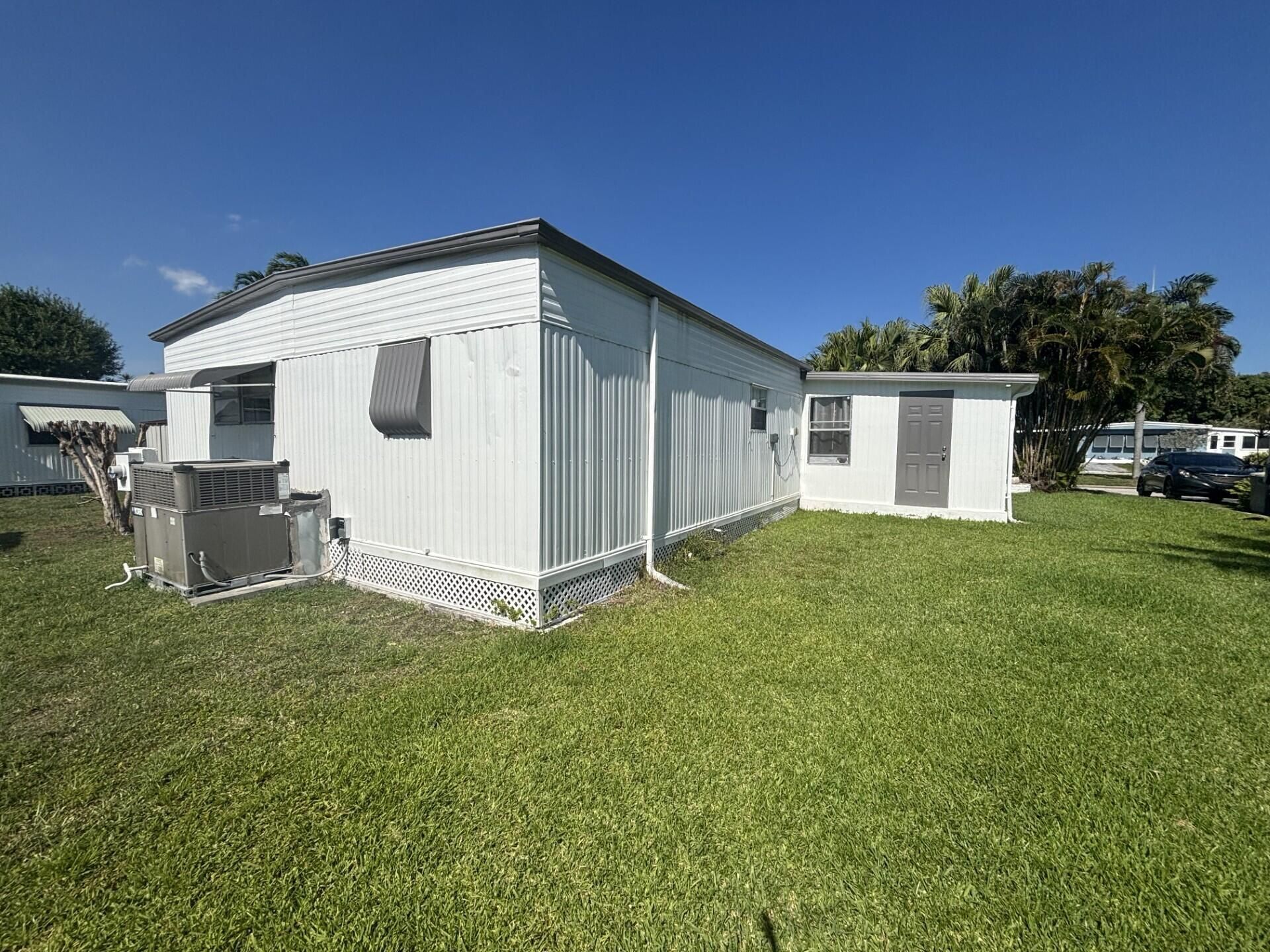 6445 Cypress Lane, Atlantis, FL 33462 Photo