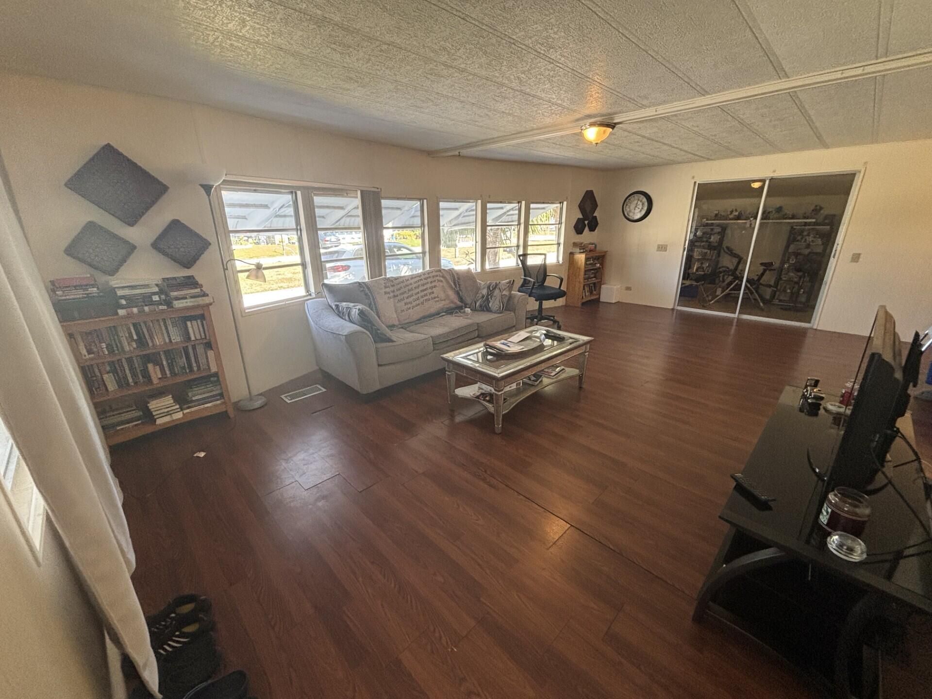 6445 Cypress Lane, Atlantis, FL 33462 Photo