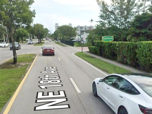 1770 NE 191st St , Unit 813-1, Miami, FL 33179