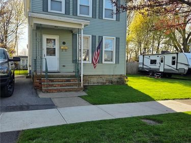 8 E 5th Street, Oswego, NY 13126