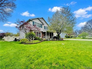 29 Continental Drive, Lockport, NY 14094