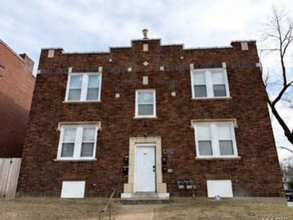 3956 Pennsylvania Avenue, St Louis, MO 63118