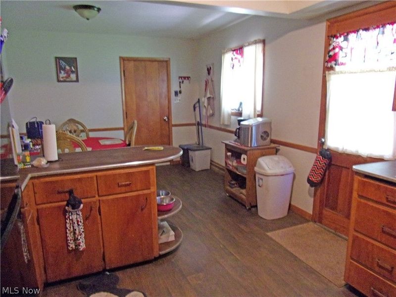 687 E Catawba Avenue, Akron, OH 44306 Photo 7