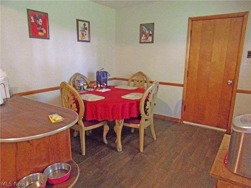 687 E Catawba Avenue, Akron, OH 44306 Photo 8