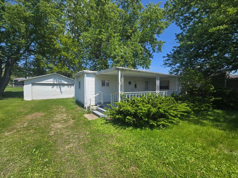 498 Lexington Avenue , Newark, OH 43055 Photo 2