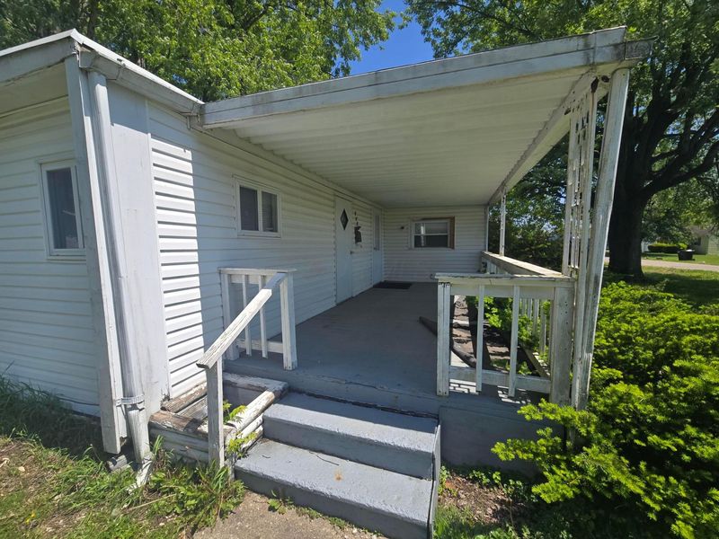 498 Lexington Avenue , Newark, OH 43055 Photo 3