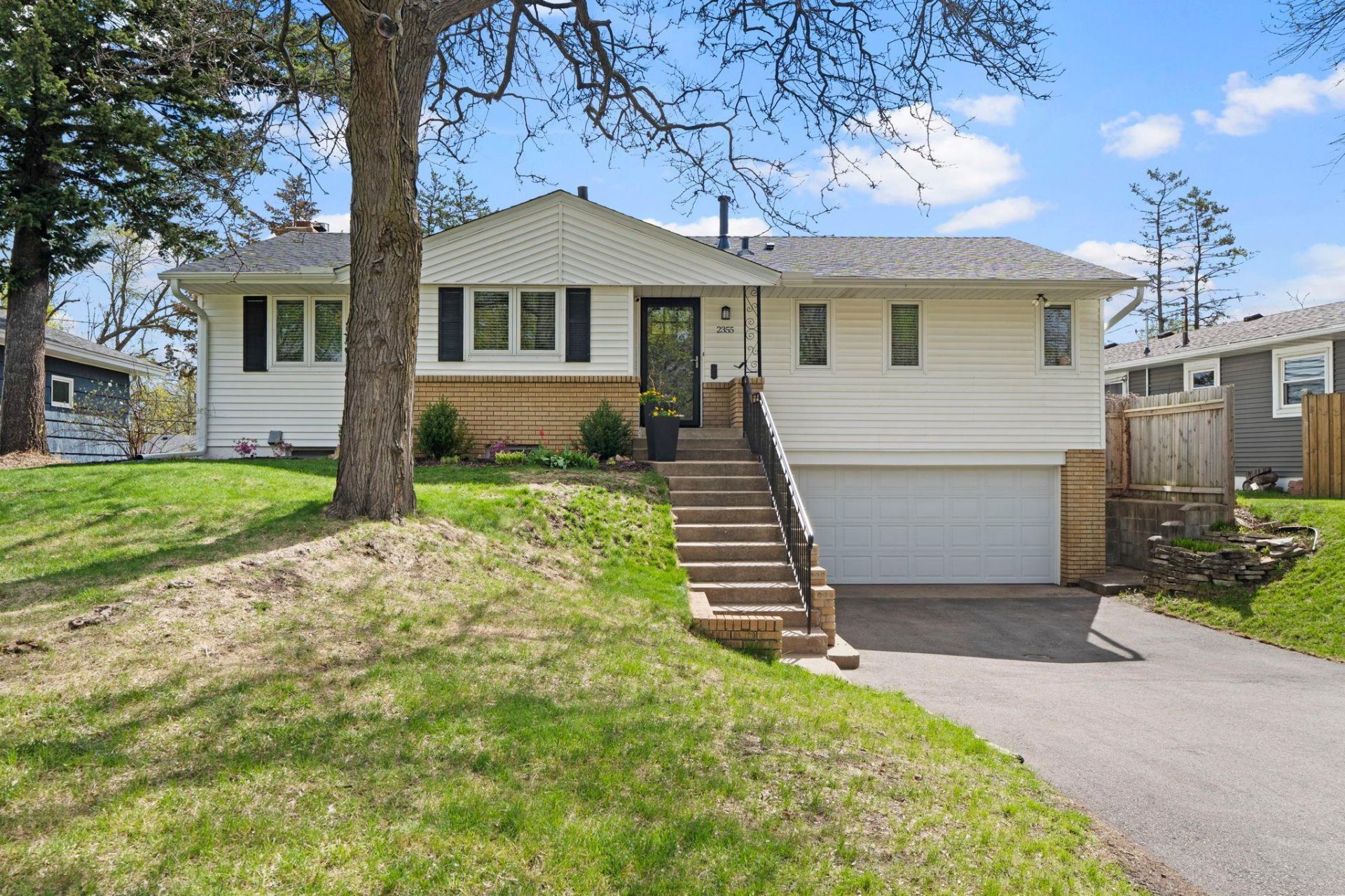 2355 Sumter Avenue S, Saint Louis Park, MN 55426 Main Photo