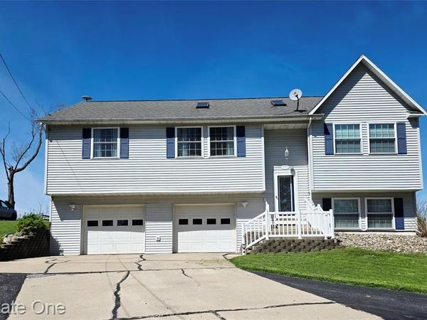 8751 Highland Ave Road, Watervliet, MI 49098