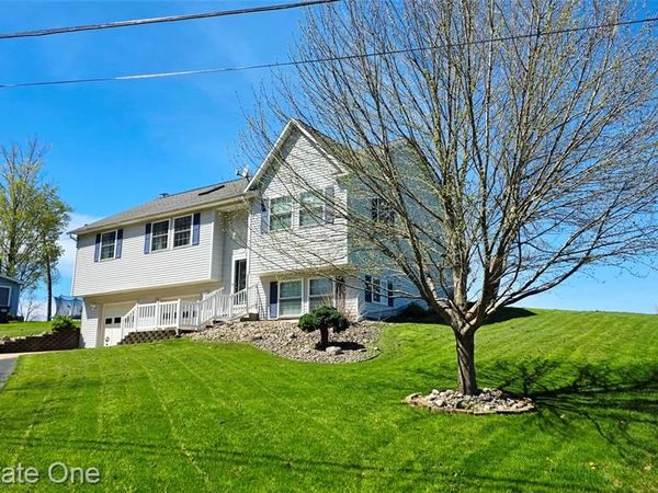 8751 Highland Ave Road, Watervliet, MI 49098