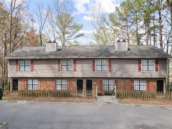 3113 Destin Circle, Snellville, GA 30078