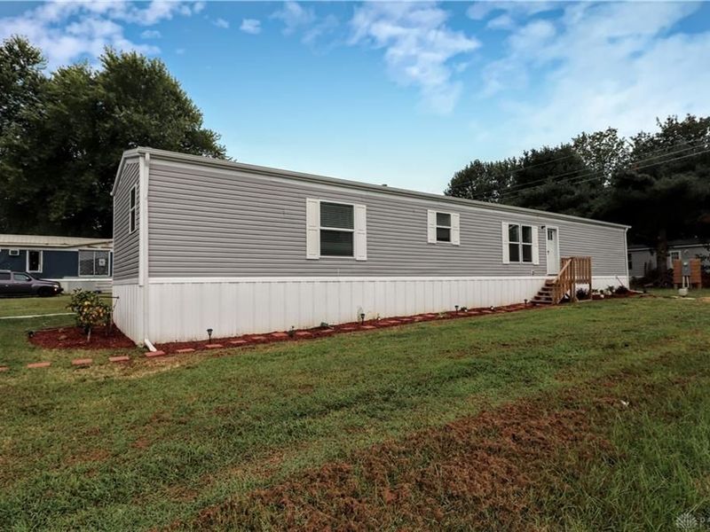 11515 Dundee Drive, Hillsboro, OH 45133 Photo 10