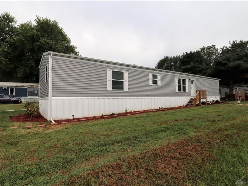 11515 Dundee Drive, Hillsboro, OH 45133 Photo 13