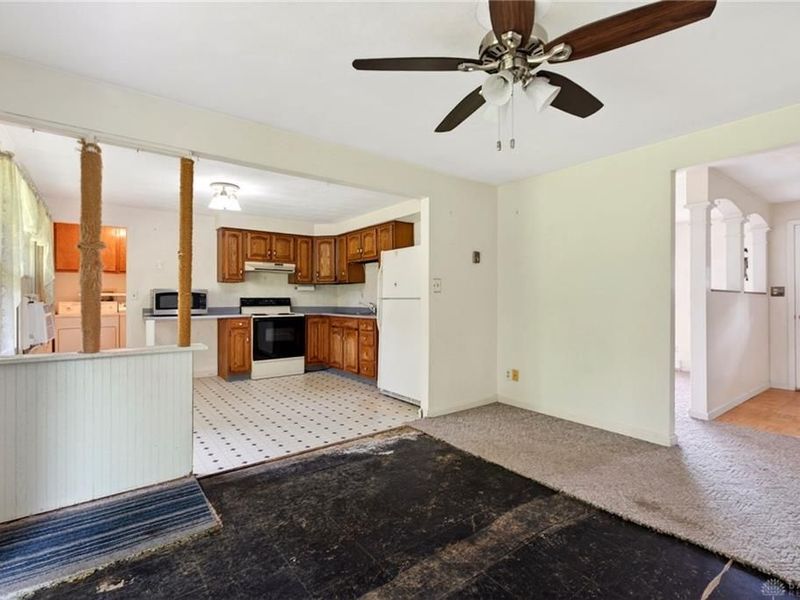 717 Robindale Drive, Waynesville, OH 45068 Photo 9