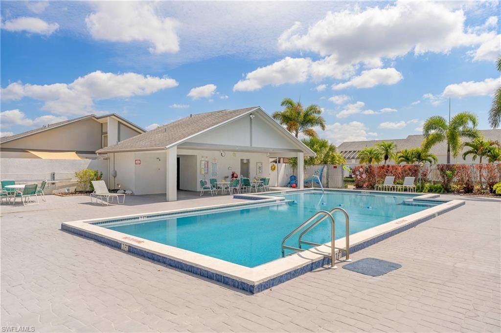 9712 Maplecrest Cir , Lehigh Acres, FL 33936 Photo