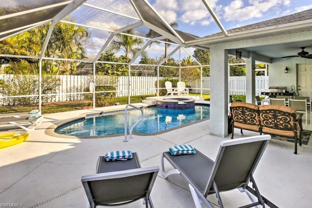 3223 SE Santa Barbara Pl, Cape Coral, FL 33904 Photo