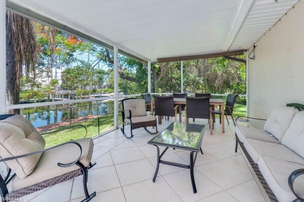 2518 SE 19th Ave, Cape Coral, FL 33904 Photo