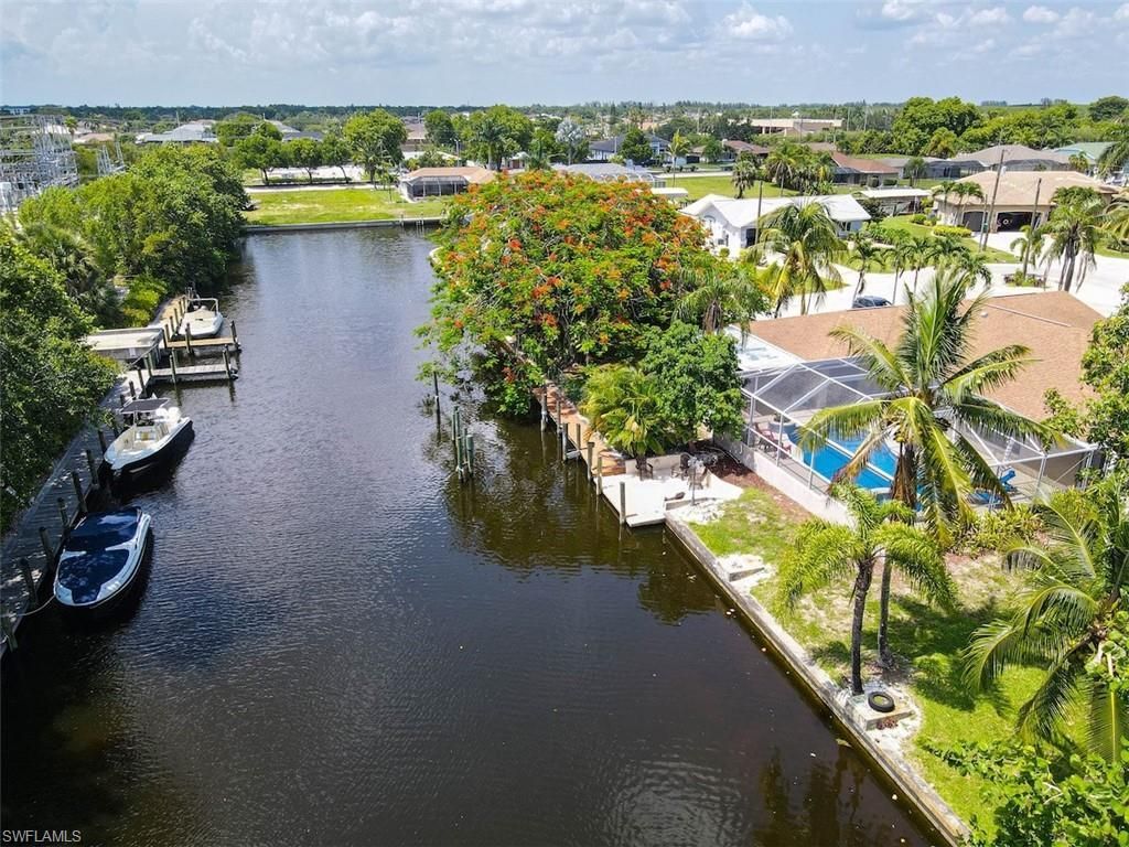 2518 SE 19th Ave, Cape Coral, FL 33904 Photo