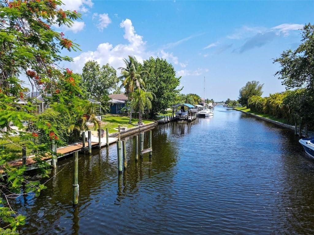 2518 SE 19th Ave, Cape Coral, FL 33904 Photo