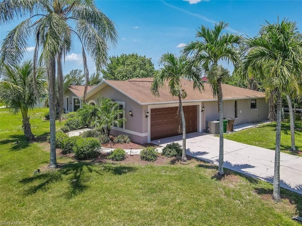 2518 SE 19th Ave, Cape Coral, FL 33904 Photo