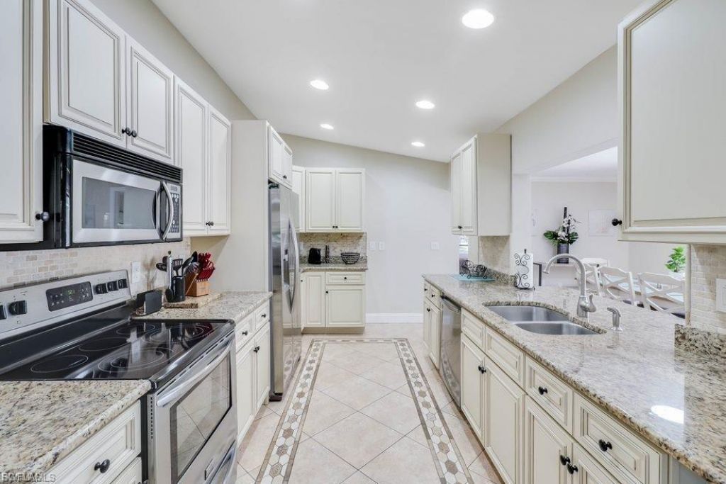 2518 SE 19th Ave, Cape Coral, FL 33904 Photo