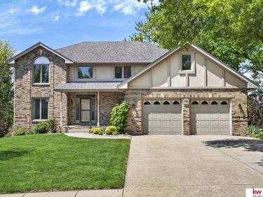 6232 S 100th Street , Omaha, NE 68127