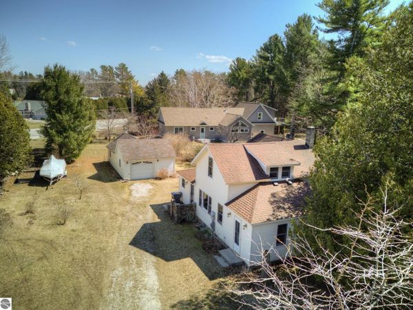 603 Main S, Leland, MI 49654