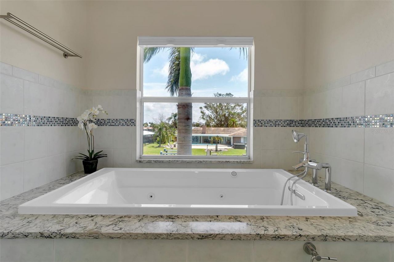 524 Hornblower Lane, Longboat Key, FL 34228 Photo