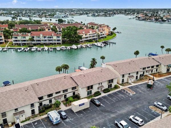 546 PLAZA SEVILLE COURT , Unit 85, TREASURE ISLAND, FL 33706